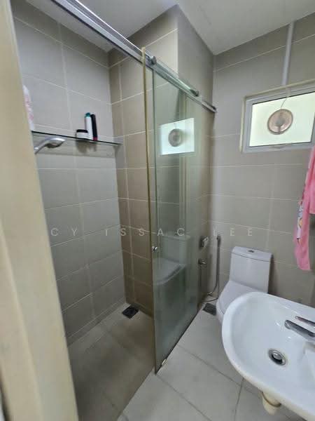 Service Residence for Rent at Summerton - Cy Issac Lee - Bathroom - PropertyGuru.com.my