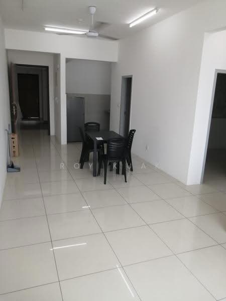 Service Residence for Sale at Palm Garden - Roy Kuak - Dining Room - PropertyGuru.com.my