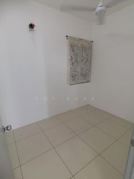 Service Residence for Sale at Palm Garden - Roy Kuak - Interior - PropertyGuru.com.my