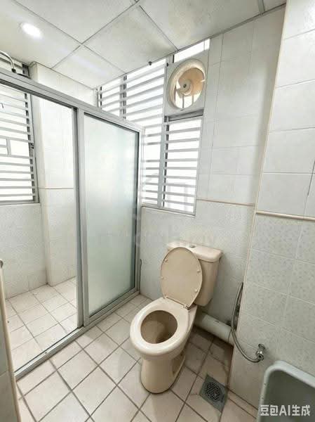 Kondominium untuk Dijual di Kelana D'Putera - Adelyn Lee - Bathroom - PropertyGuru.com.my