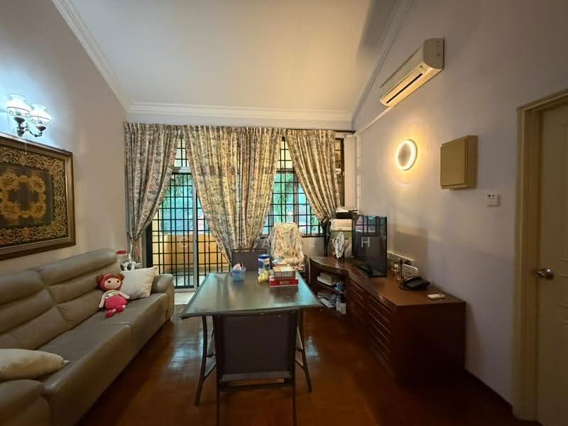Bungalow House for Sale in Taman Munshi Ibrahim (Tampoi) - Cora Loh - PropertyGuru.com.my