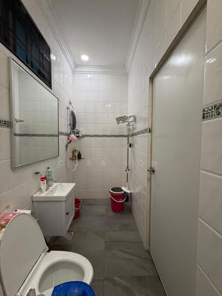 Bungalow House for Sale in Taman Munshi Ibrahim (Tampoi) - Cora Loh - PropertyGuru.com.my