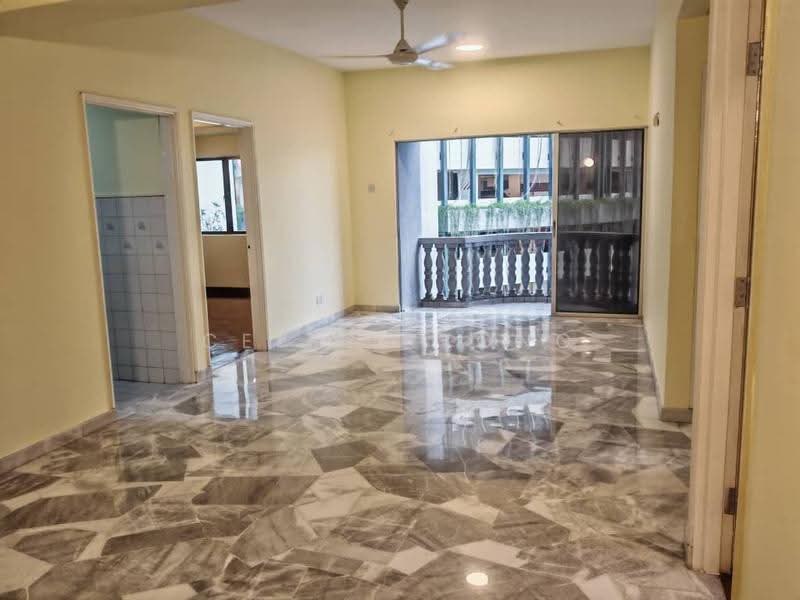 Kondominium untuk Dijual di Gemilang Indah - Celine Kong - Living Room - PropertyGuru.com.my