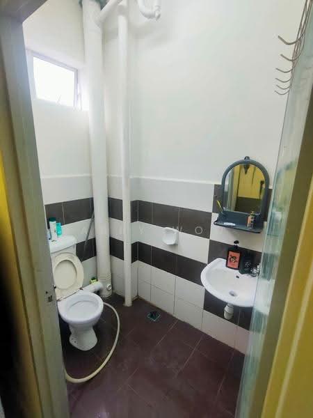 Apartment for Rent at Bayu Tiara - Abby Woo - Bathroom - PropertyGuru.com.my
