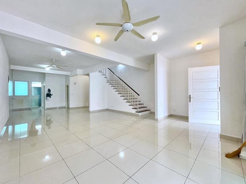 2-storey Terraced House for Sale in Bayan Lepas (Penang) - Welwits Sim - Living Room - PropertyGuru.com.my