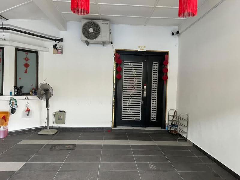 Rumah Teres untuk Dijual di Taman Putri Kulai (Kulai) - June Tan - Entrance - PropertyGuru.com.my