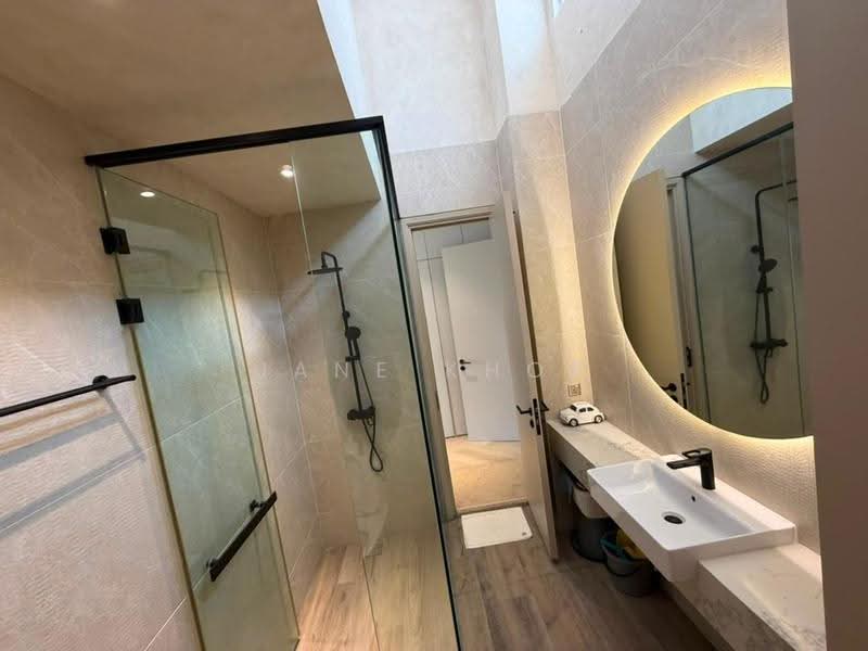 2.5-storey Terraced House for Sale in Seri Tanjung Pinang (Tanjung Tokong) - Jane Khor - Bathroom - PropertyGuru.com.my