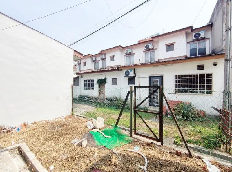 Rumah Teres 2-Tingkat untuk Dijual di Seksyen 8 (Bangi) - Azli Ibrahim - Exterior - PropertyGuru.com.my