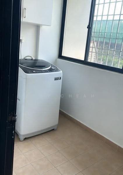 Kondominium untuk Disewa di Alphine Tower - Joey Cheah - Balcony - PropertyGuru.com.my