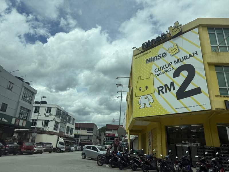 Pejabat untuk Disewa di Taman Sri Serdang (Seri Kembangan) - Alfred Long - Exterior - PropertyGuru.com.my