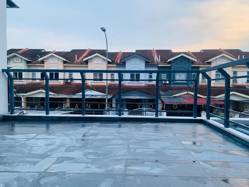 2-storey Terraced House for Sale in Bandar Pulai Jaya (Kulai) - Daniel Yong - Exterior - PropertyGuru.com.my