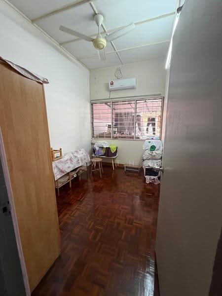 2-storey Terraced House for Sale in Taman Pekaka (Sungai Dua) - Alex Thor - Interior - PropertyGuru.com.my