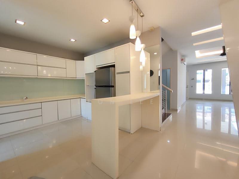2-storey Terraced House for Rent in Bandar Kinrara Seksyen 5 (Bandar Kinrara) - Leon Lee - Kitchen - PropertyGuru.com.my