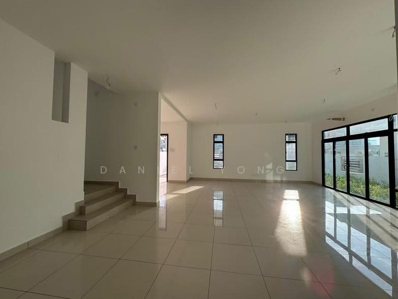 Rumah Berkembar untuk Dijual di Bandar Putra Kulai (Kulai) - Daniel Yong - Living Room - PropertyGuru.com.my
