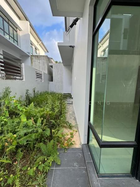 Rumah Berkembar untuk Dijual di Bandar Putra Kulai (Kulai) - Daniel Yong - Exterior - PropertyGuru.com.my