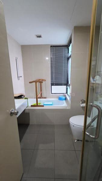 Condominium for Sale at The Peak Vista - Vui Fung Chiew - Bathroom - PropertyGuru.com.my