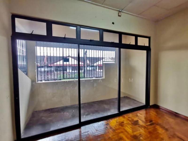 2-storey Terraced House for Sale in Taman Daya (Johor Bahru) - Janessa Lim - Balcony - PropertyGuru.com.my