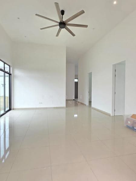 Rumah Berkembar untuk Dijual di Johor Bahru (Johor) - Shirley Pang - Living Room - PropertyGuru.com.my