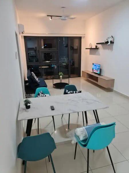 Kediaman Servis untuk Disewa di Pacific Star (Service Residence) - Derrick Lim - Living Room - PropertyGuru.com.my