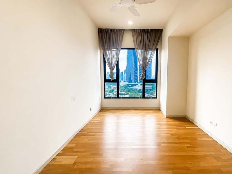 Kediaman Servis untuk Dijual di Residensi Solaris Parq - N. Melisa - View - PropertyGuru.com.my