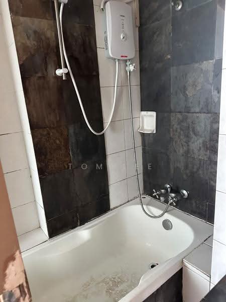 Service Residence for Rent at Ritze Perdana 1 - Tom Lee - Bathroom - PropertyGuru.com.my