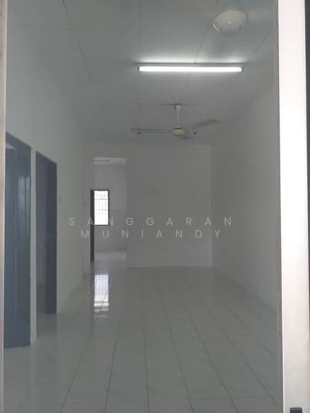 Rumah Teres 1-Tingkat untuk Disewa di Lunas (Kedah) - Sanggaran Muniandy - Living Room - PropertyGuru.com.my