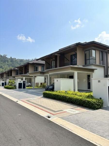 Rumah Berkembar untuk Dijual di Rawang (Selangor) - Terence Yap - Exterior - PropertyGuru.com.my