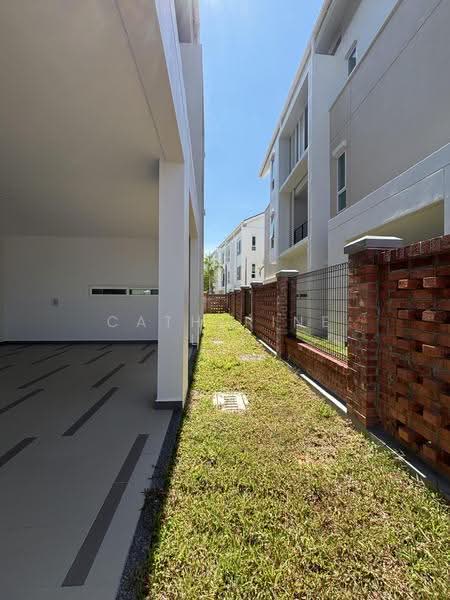 Rumah Berkembar untuk Disewa di Seri Tanjung Pinang (Tanjung Tokong) - Catherine Lee - PropertyGuru.com.my
