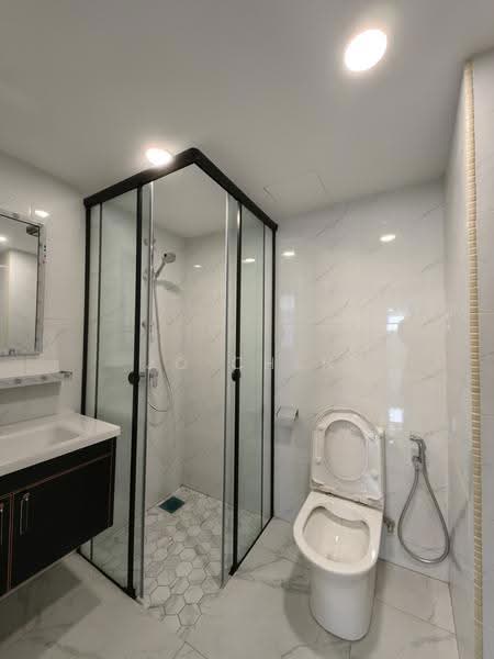 Condominium for Rent at Mont Kiara Pelangi - Jo Chen - Bathroom - PropertyGuru.com.my