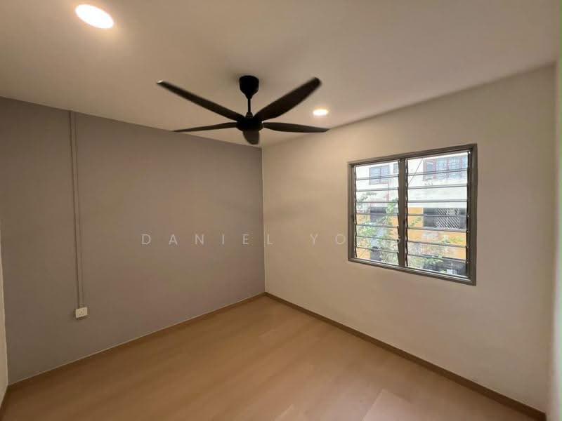 Flat for Sale at Bandar Selesa Jaya - Daniel Yong - Bedroom - PropertyGuru.com.my