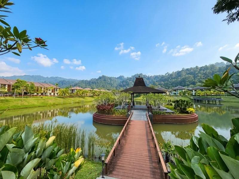 Semi-Detached House for Sale in Rawang (Selangor) - Terence Yap - Exterior - PropertyGuru.com.my