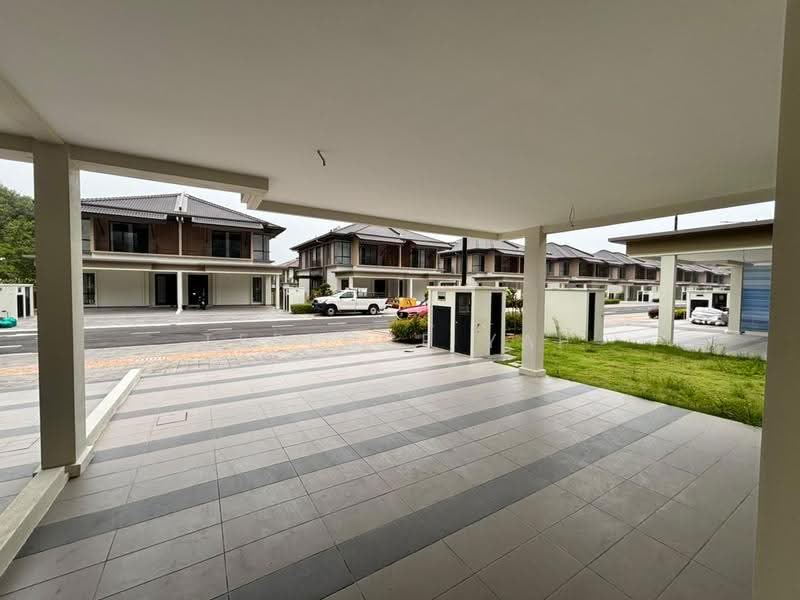 Semi-Detached House for Sale in Rawang (Selangor) - Terence Yap - Exterior - PropertyGuru.com.my