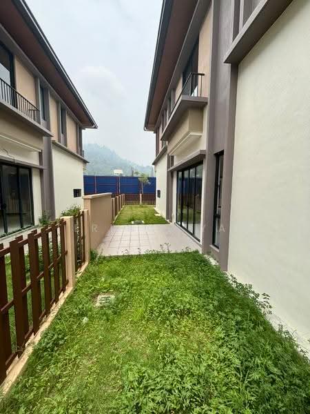 Semi-Detached House for Sale in Rawang (Selangor) - Terence Yap - Exterior - PropertyGuru.com.my