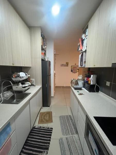 Kondominium untuk Disewa di Lakeville Residence - Iris Lee - Kitchen - PropertyGuru.com.my