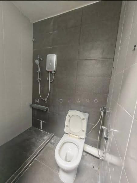 Rumah Teres 1-Tingkat untuk Disewa di Sungai Dua (Penang) - Ms Chang - Bathroom - PropertyGuru.com.my