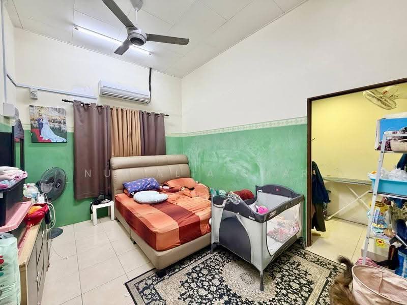 Rumah Teres 2-Tingkat untuk Dijual di Klang (Selangor) - Nur Alia Omar - Bedroom - PropertyGuru.com.my