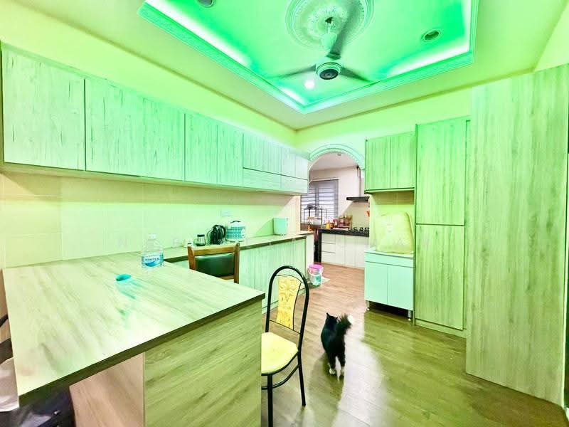 Rumah Teres 2-Tingkat untuk Dijual di Klang (Selangor) - Nur Alia Omar - Kitchen - PropertyGuru.com.my