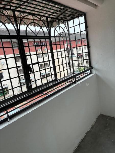 Flat for Sale at Flat Pandan Jaya - Bryan Wong - Balcony - PropertyGuru.com.my