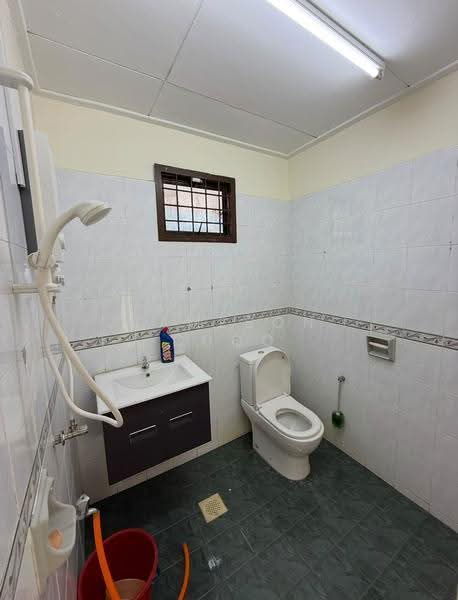 Terraced House for Rent in Taman Desa Tebrau (Tebrau) - Jameson Choo - Bathroom - PropertyGuru.com.my