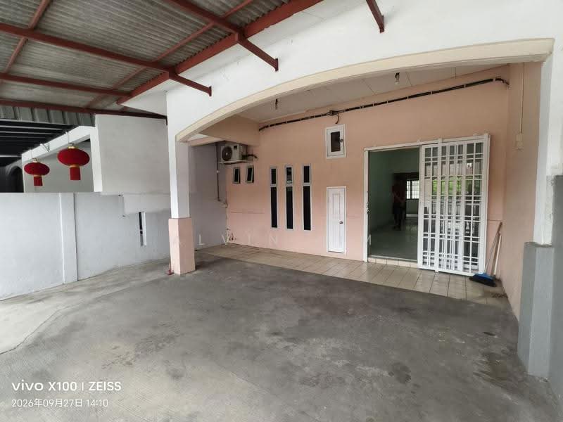 1-storey Terraced House for Rent in Bandar Bukit Raja (Klang) - Alvin Lim - Exterior - PropertyGuru.com.my