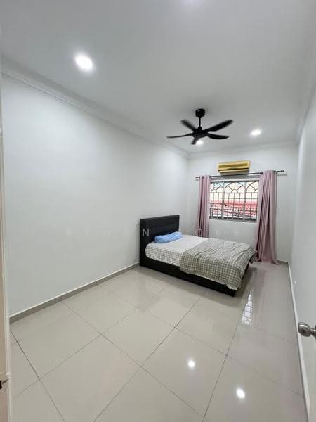 Rumah Teres 2-Tingkat untuk Disewa di Kepong (Kuala Lumpur) - Ethan Loke - Bedroom - PropertyGuru.com.my