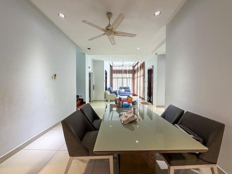 Bungalow House for Sale in USJ Heights (Subang Jaya) - Ashraff Daniel - Dining Room - PropertyGuru.com.my