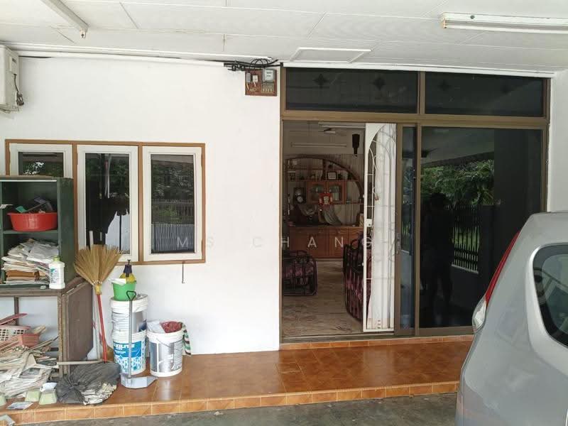 Rumah Teres 1-Tingkat untuk Dijual di Ayer Itam (Penang) - Ms Chang - Entrance - PropertyGuru.com.my