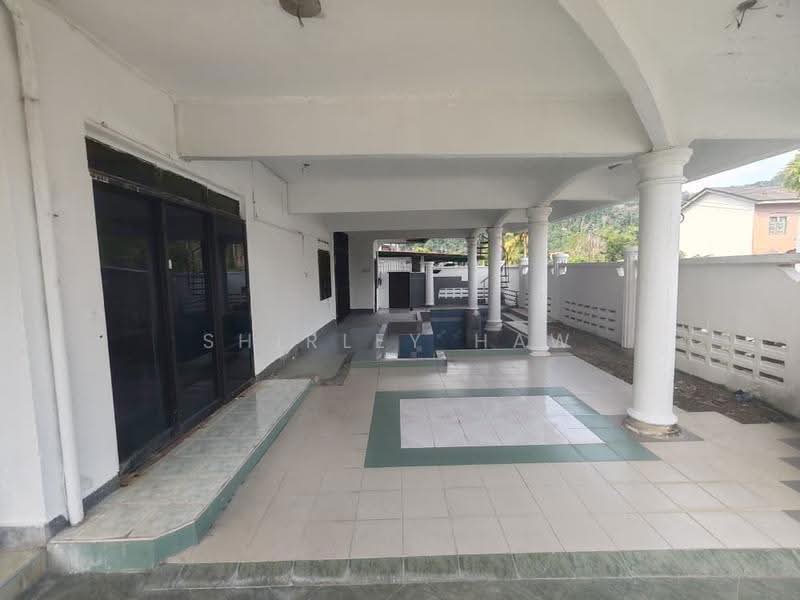 2-storey Terraced House for Sale in Taman Bukit Perdana (Batu Pahat) - Shirley Haw - Exterior - PropertyGuru.com.my