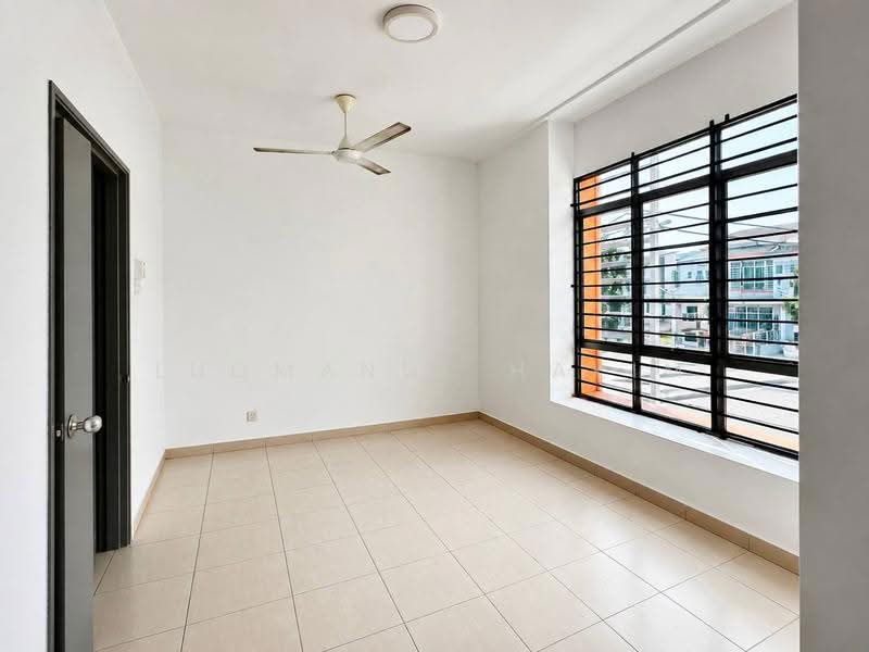 Rumah Teres 2-Tingkat untuk Dijual di Shah Alam (Selangor) - Luqmanul Hakim - PropertyGuru.com.my