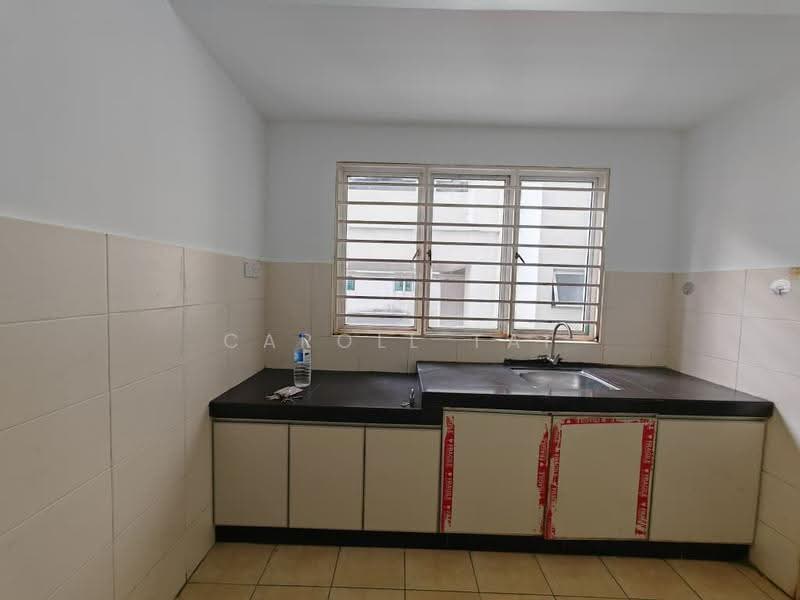 Condominium for Sale at The Boulevard - Caroll Tai - Kitchen - PropertyGuru.com.my
