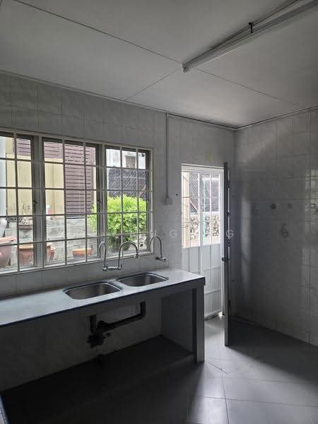 Terraced House for Rent in Usj 20 (Subang Jaya) - Zeyang Ng - Kitchen - PropertyGuru.com.my