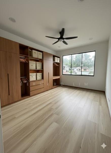 Semi-Detached House for Sale in Bandar Baru Uda (Tampoi) - Bernard Lim - Bedroom - PropertyGuru.com.my
