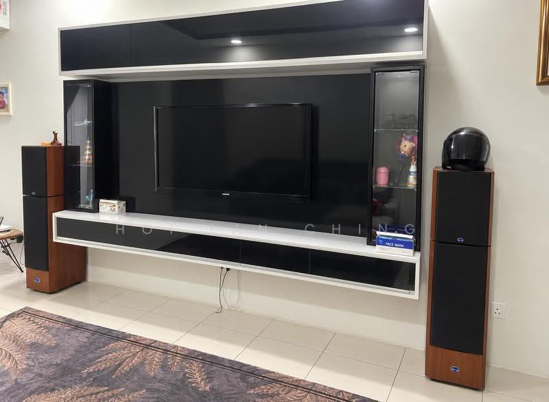 Kondominium untuk Disewa di Residensi Platinum Teratai - Hoi Lan Ching - Living Room - PropertyGuru.com.my