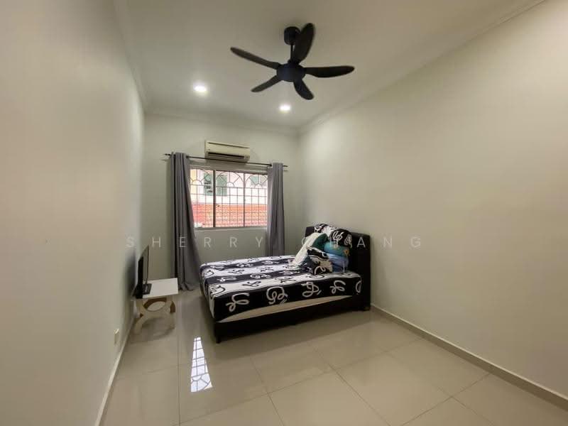 Rumah Teres 2-Tingkat untuk Disewa di Kepong (Kuala Lumpur) - Sherry Chang - Bedroom - PropertyGuru.com.my